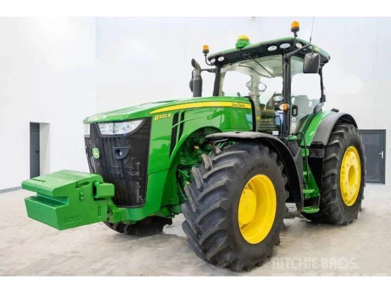 John Deere 8320 R Traktory