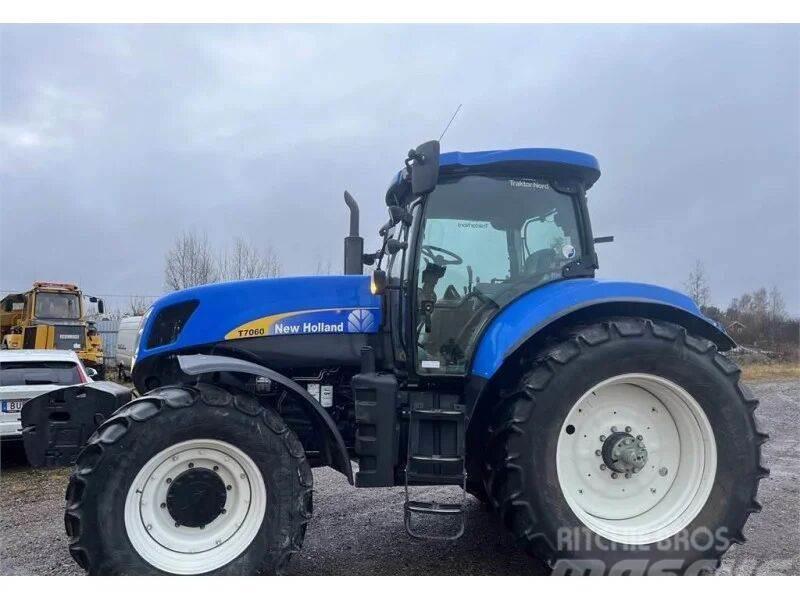 New Holland T7060 Traktory