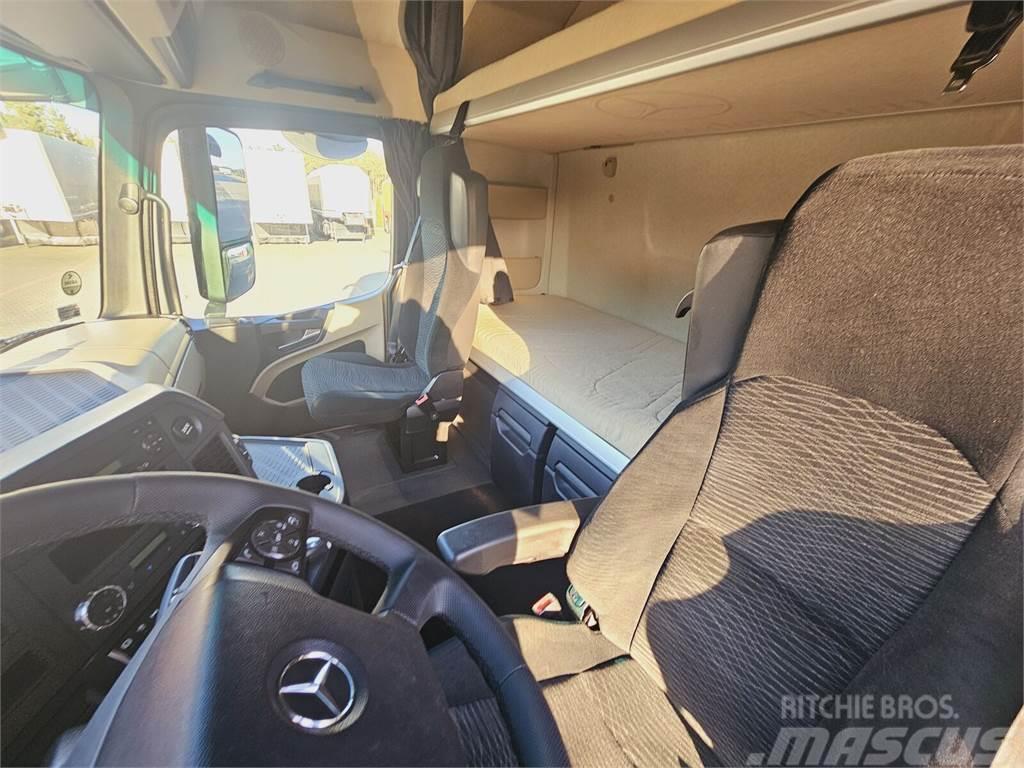 Mercedes-Benz ACTROS 1843 / STREAM SPACE / EURO 6 / 2015 ROK Tahače