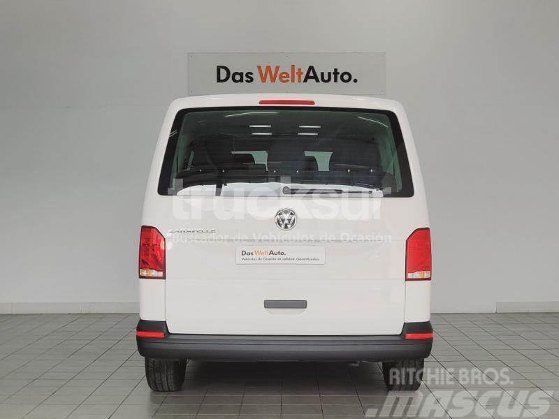Volkswagen CARAVELLE 6.1 2.0 TDI (110 CV) 5 VEL. Skříňová nástavba
