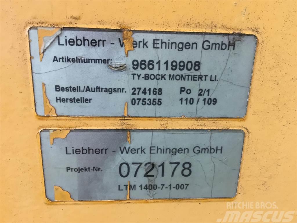 Liebherr LTM 1400-7.1 TY-bracket left pre-ass Součásti a zařízení k jeřábům