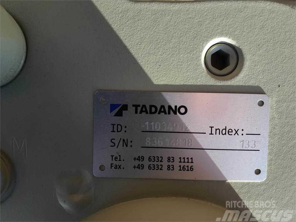 Tadano Faun Tadano AC 700 telescopic cylinder Součásti a zařízení k jeřábům