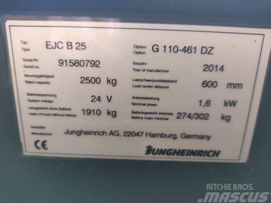 Jungheinrich EJC-B-25-G110-461 DZ Ručně vedené vysokozdvižné vozíky